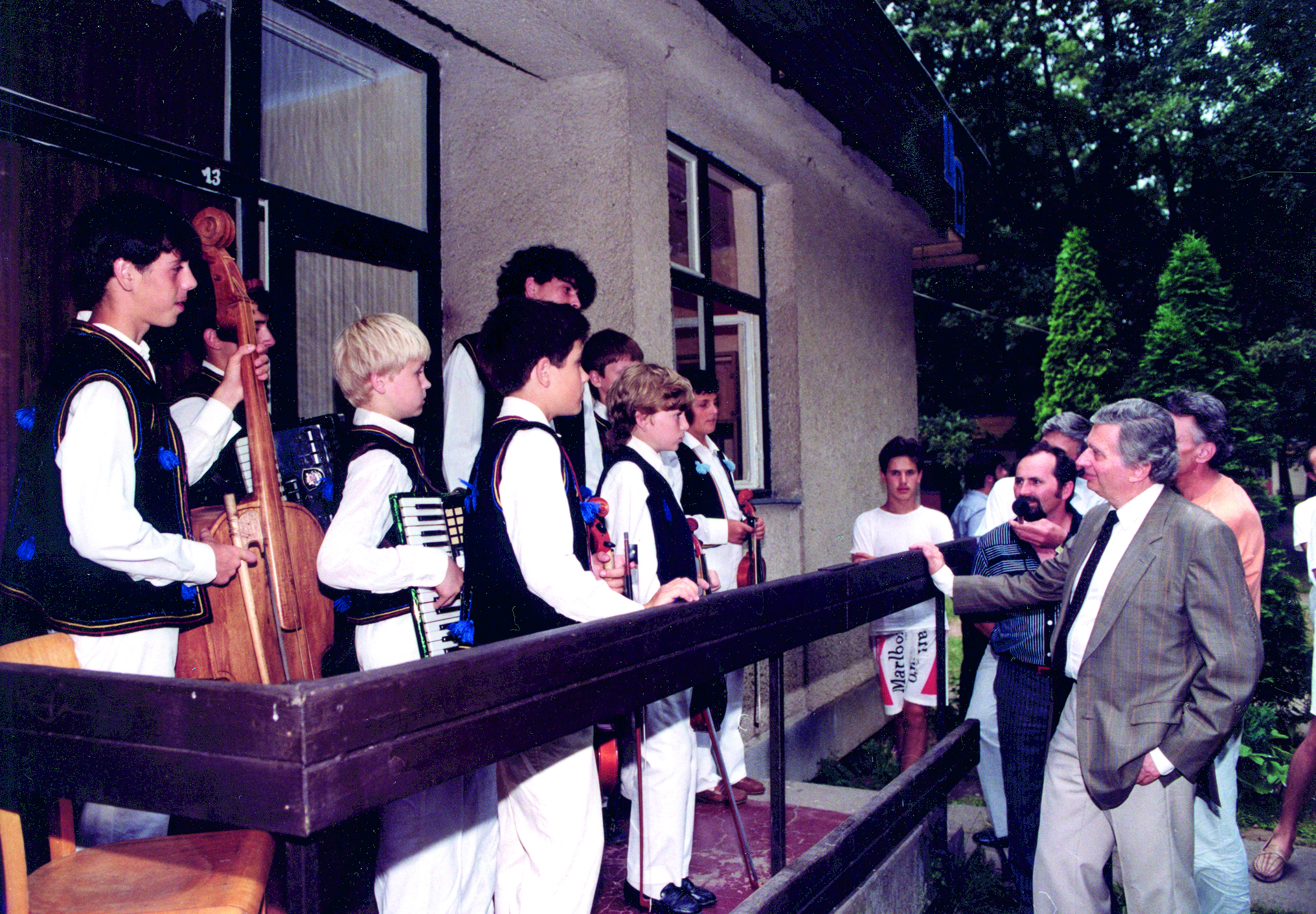 162618ad8f1c73226278e9d013c411b5