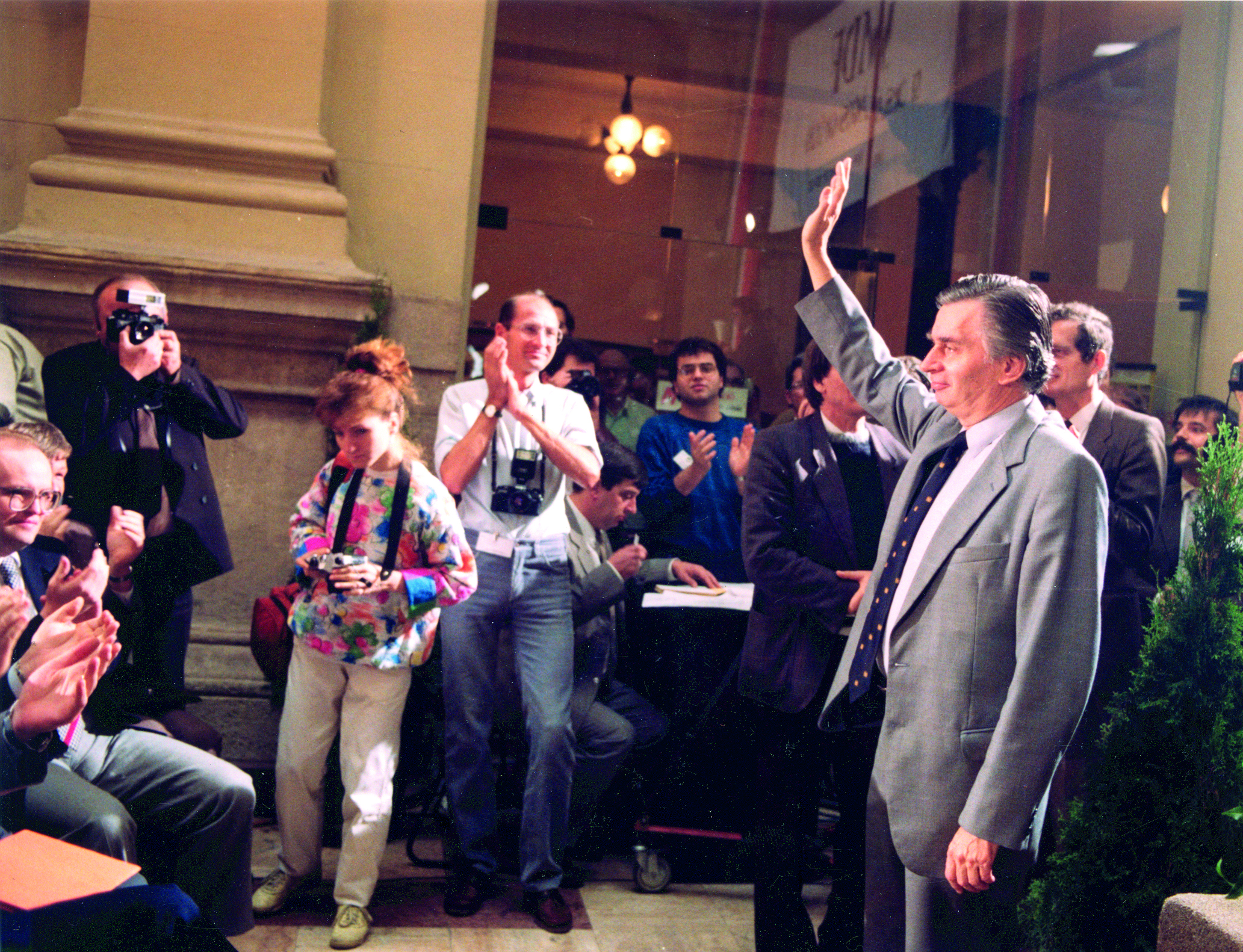 1989. október 21-én Antall József az MDF elnöke lett